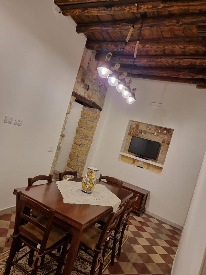 Domus Sant'Anna Apartment Palermo Eksteriør billede